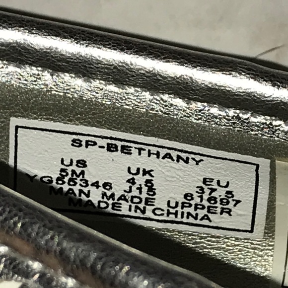 Sperry Top-Sider "Bethany" Silver Flats 5M EUC - Picture 10 of 10